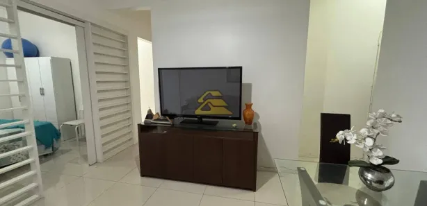 Apartamento com 2 Quartos à venda, 60m² no Leme, Rio de Janeiro