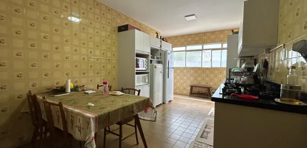 Sobrado com 9 Quartos à venda, 350m² no Taguatinga Sul, Brasília
