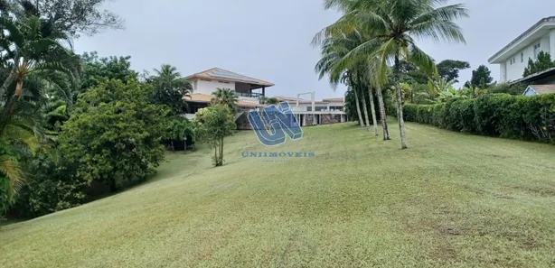 Casa de Condomínio com 6 Quartos para venda ou aluguel, 1250m² no Portão, Lauro de Freitas