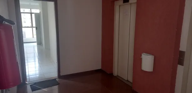 Sala Comercial para alugar, 119m² no Santa Efigênia, Belo Horizonte