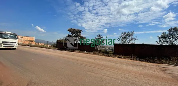Lote/Terreno à venda, 720m² no Nazaré, São Joaquim de Bicas