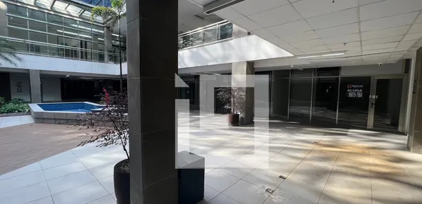 Ponto Comercial para alugar, 186m² no Recreio dos Bandeirantes, Rio de Janeiro