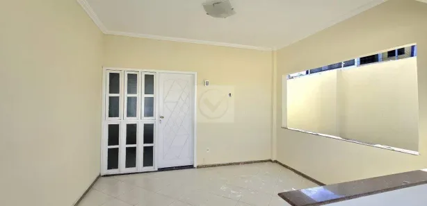 Casa com 3 Quartos para alugar, 168m² no Grageru, Aracaju