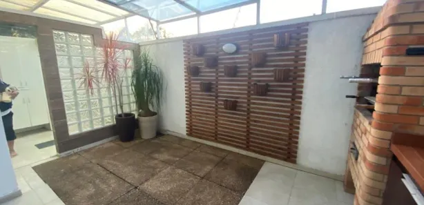 Casa de Condomínio com 4 Quartos para alugar, 160m² no Vila Oliveira, Mogi das Cruzes