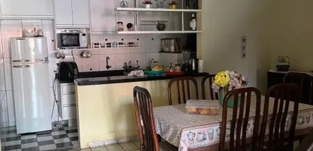 Sobrado com 3 Quartos à venda, 106m² no Centro, Matinhos