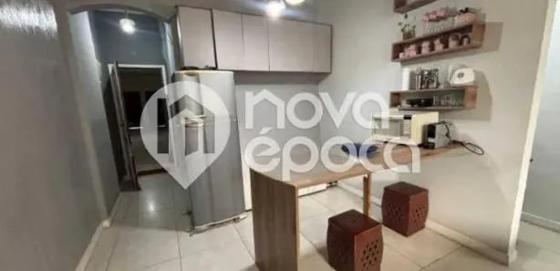 Apartamento com 2 Quartos à venda, 61m² no Leme, Rio de Janeiro