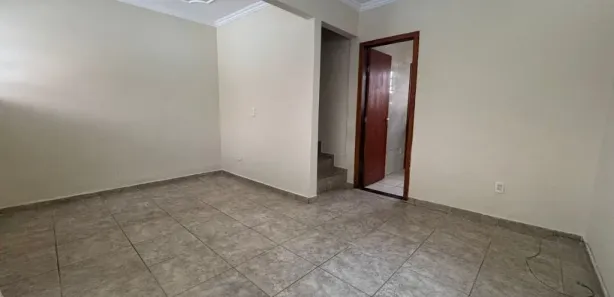 Casa com 3 Quartos para alugar, 67m² no Itapoã, Belo Horizonte