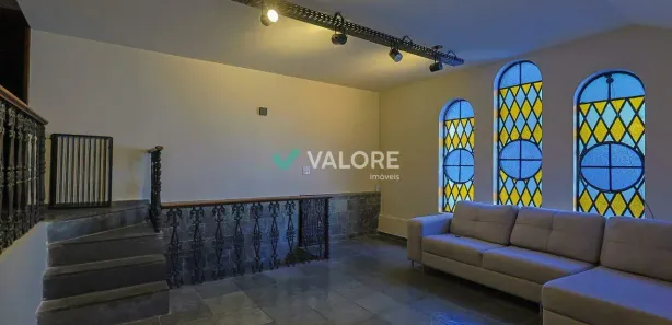 Casa com 6 Quartos para alugar, 387m² no Santo Antônio, Belo Horizonte