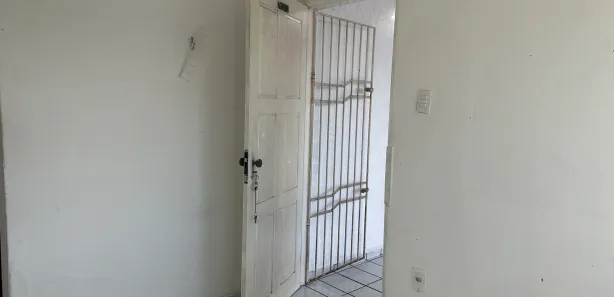 Casa com 2 Quartos para alugar, 50m² no Neópolis, Natal
