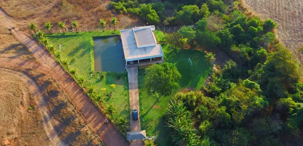 Fazenda/Sítio com 3 Quartos à venda, 20000m² no , Bonfinópolis