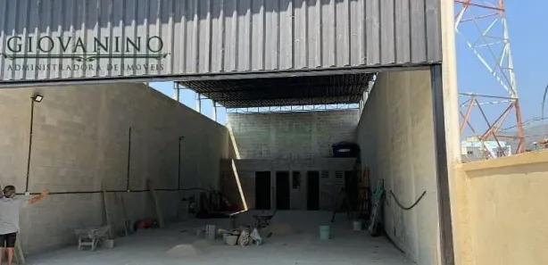Galpão/Depósito/Armazém para alugar, 168m² no Realengo, Rio de Janeiro