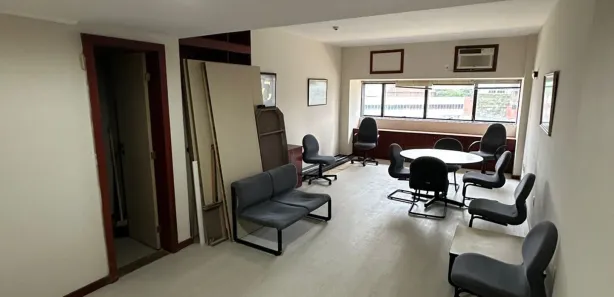 Sala Comercial para alugar, 43m² no Caminho das Árvores, Salvador