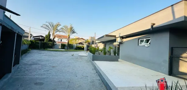 Casa de Condomínio com 4 Quartos para venda ou aluguel, 600m² no Jardim Independência, Taubaté