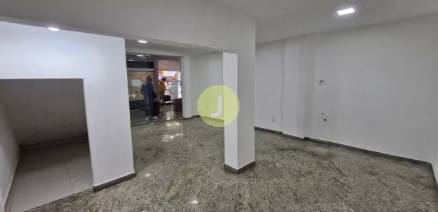 Ponto Comercial para alugar, 30m² no Campo Grande, Rio de Janeiro