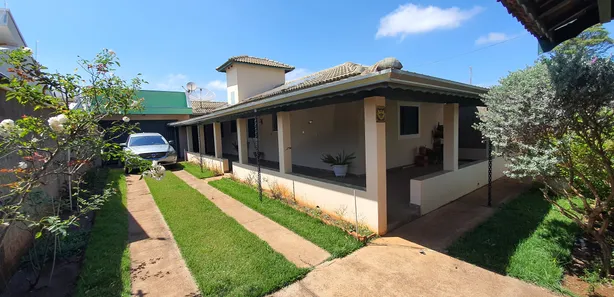 Casa com 3 Quartos à venda, 218m² no São Sebastião da Serra, Brotas