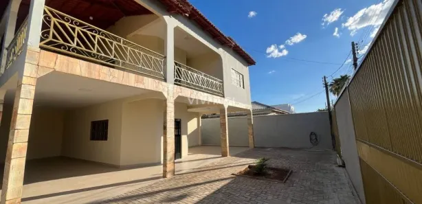 Sobrado com 4 Quartos para alugar, 286m² no Plano Diretor Sul, Palmas