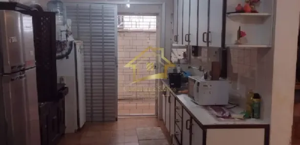 Sobrado com 3 Quartos à venda, 120m² no Centro, Matinhos