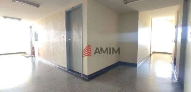 Sala Comercial à venda, 31m² no Centro, São Gonçalo
