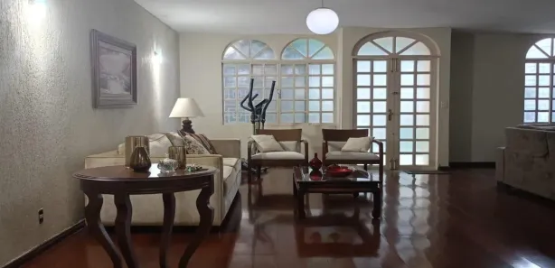Casa com 4 Quartos à venda, 160m² no Setores Complementares, Brasília