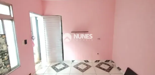 Casa com 3 Quartos para alugar, 61m² no Centro, Carapicuíba