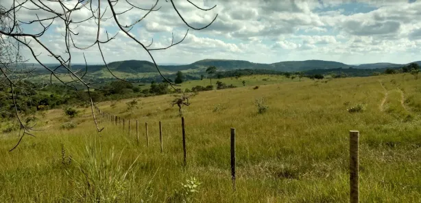 Lote/Terreno à venda, 20142m² no , Cordisburgo