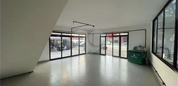 Ponto Comercial à venda, 176m² no Chácara São João, Carapicuíba