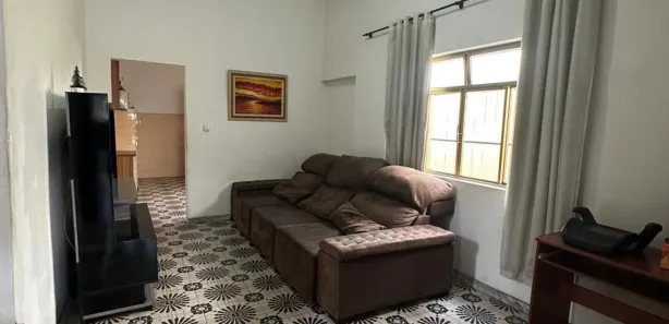 Casa com 3 Quartos para alugar, 250m² no Angola, Betim