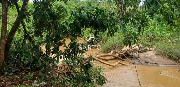 Fazenda/Sítio com 2 Quartos à venda, 7000m² no , Campo Limpo de Goiás