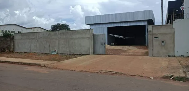 Galpão/Depósito/Armazém à venda, 600m² no Plano Diretor Sul, Palmas