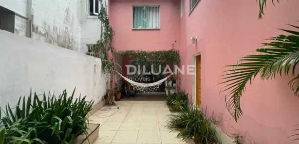 Casa com 3 Quartos à venda, 236m² no Humaitá, Rio de Janeiro