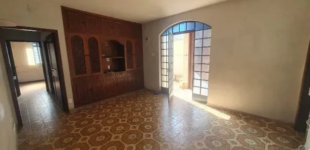 Casa com 3 Quartos para alugar, 260m² no Funcionários, Belo Horizonte