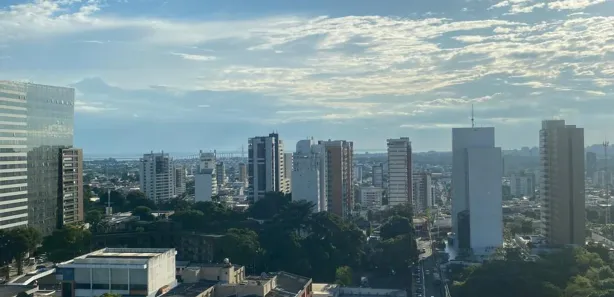 Sala Comercial com 1 Quarto para alugar, 46m² no Adrianópolis, Manaus