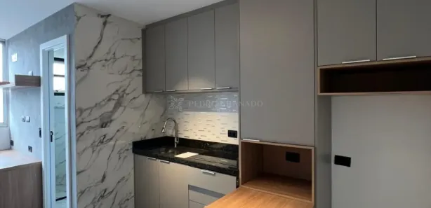Kitnet com 1 Quarto para alugar, 18m² no Zona 07, Maringá