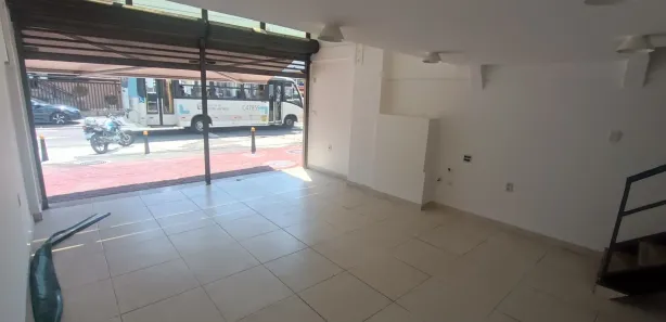 Ponto Comercial para venda ou aluguel, 56m² no Freguesia (Jacarepaguá), Rio de Janeiro