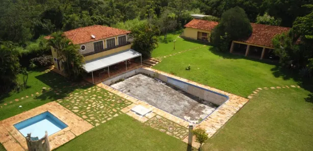 Fazenda/Sítio com 4 Quartos à venda, 10000m² no Setor de Habitações Individuais Sul, Brasília
