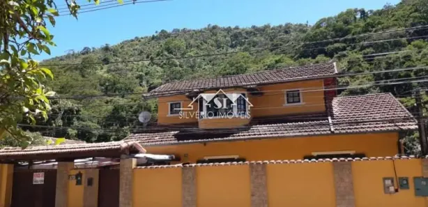 Casa com 4 Quartos para venda ou aluguel, 240m² no Pedro do Rio, Petrópolis