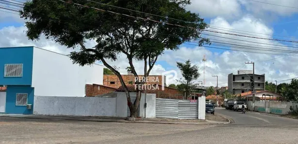 Lote/Terreno à venda, 425m² no Centro, Barreirinhas