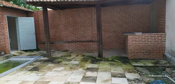 Casa com 6 Quartos à venda, 254m² no Petrópolis, Natal