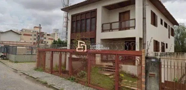 Casa com 8 Quartos para alugar, 399m² no Santa Tereza, Belo Horizonte