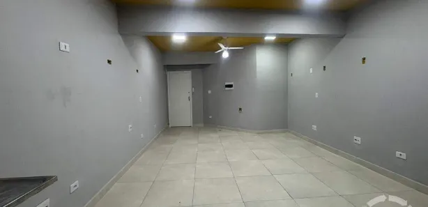 Sala Comercial para alugar, 28m² no Macuco, Santos