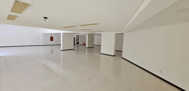 Ponto Comercial para alugar, 760m² no Caminho das Árvores, Salvador