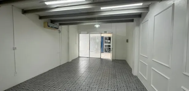 Sala Comercial para alugar, 45m² no Centro, Portão