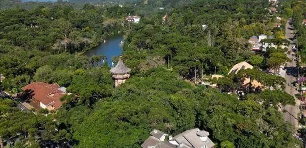 Casa de Condomínio com 3 Quartos à venda, 137m² no Planalto, Gramado