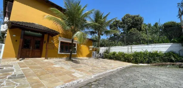 Casa de Condomínio com 4 Quartos à venda, 381m² no Enseada, Guarujá