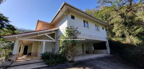 Casa de Condomínio com 4 Quartos para venda ou aluguel, 9180m² no Pedro do Rio, Petrópolis