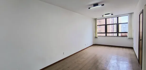 Sala Comercial à venda, 41m² no Funcionários, Belo Horizonte
