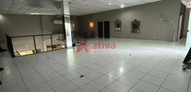 Ponto Comercial para venda ou aluguel, 900m² no Freguesia (Jacarepaguá), Rio de Janeiro