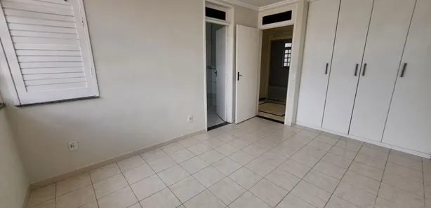 Casa com 5 Quartos para venda ou aluguel, 430m² no Coroa do Meio, Aracaju