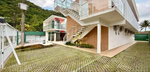 Imóvel Comercial com 13 Quartos à venda, 1355m² no Guaiúba, Guarujá
