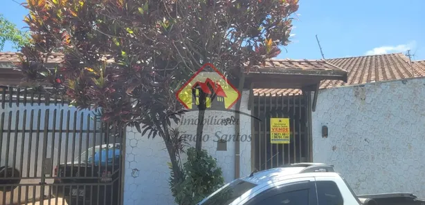 Casa com 2 Quartos à venda, 215m² no Vila Areao, Taubaté